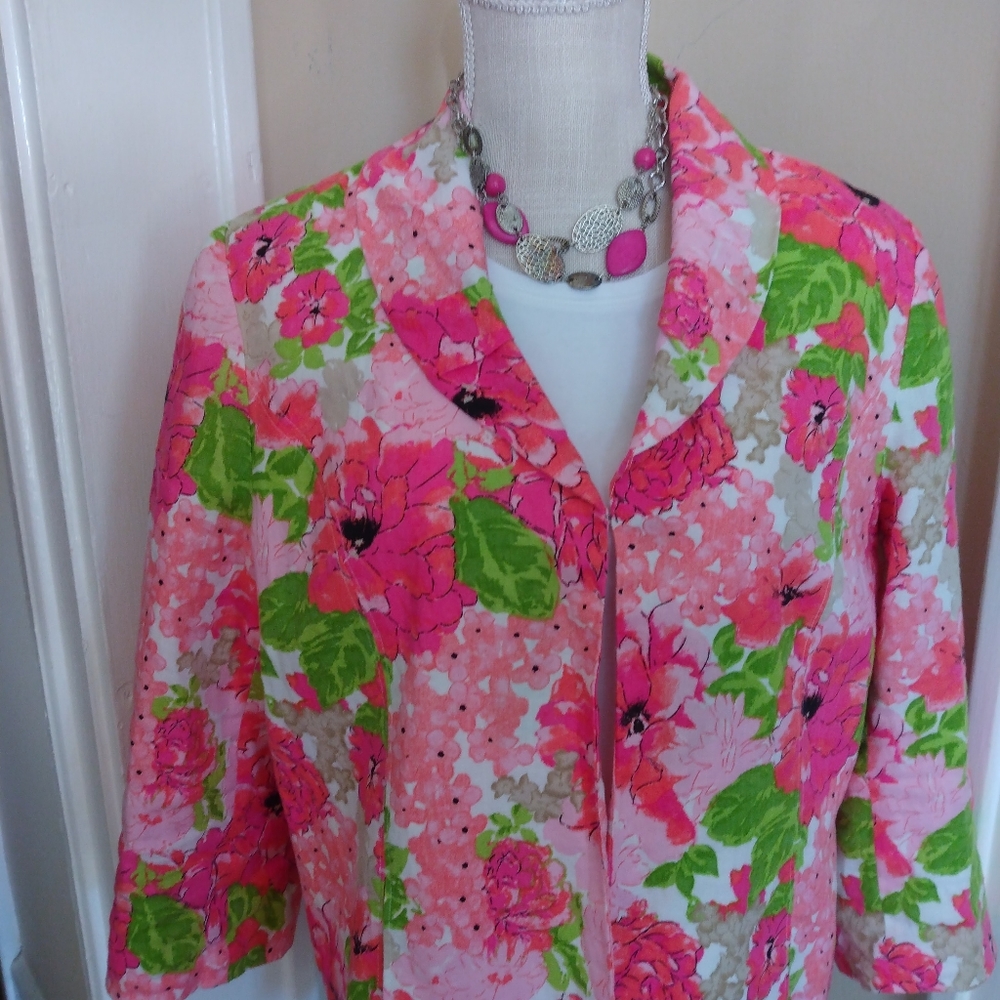 Kim Rogers pink floral fully lined jacket size large